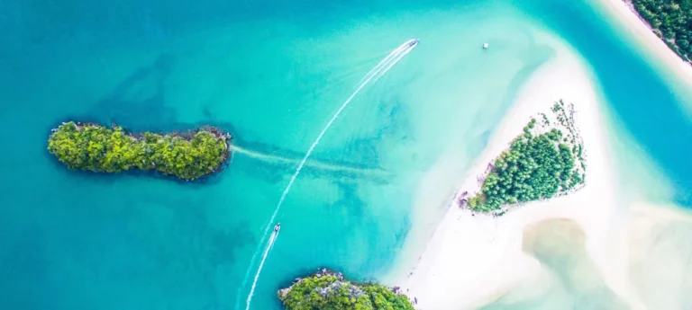 panoramic view of bora bora sea shor